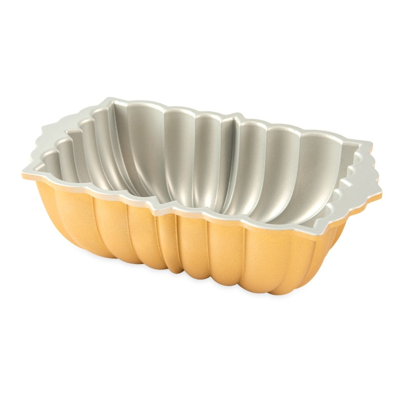 Moule à cake plissé Gold    - Nordic Ware - Moule à gâteaux -  - La Guilde Culinaire