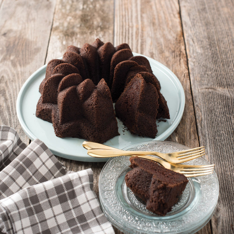 Moule à gâteau Bundt Etoile Silver    - Nordic Ware - Moule à gâteaux -  - La Guilde Culinaire