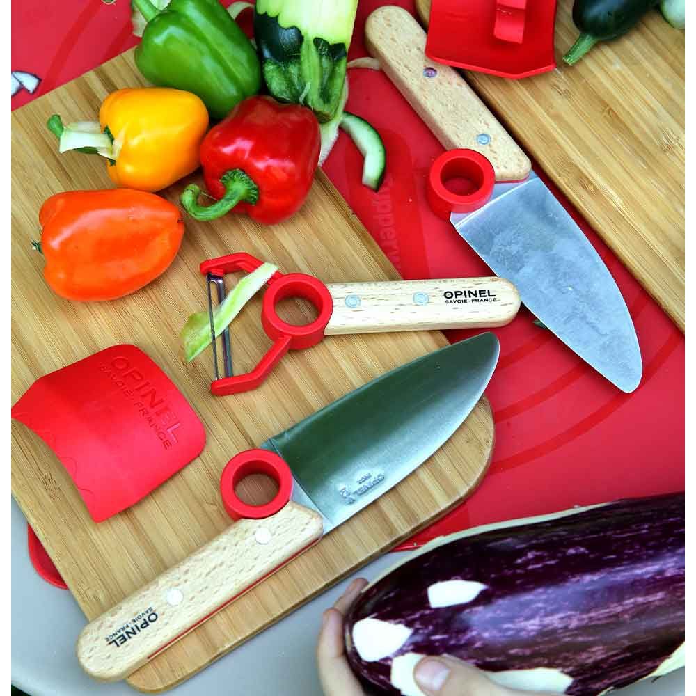 Opinel - Coffret Le Petit Chef (couteau+protège doigt+éplucheur) - rouge    - Opinel - Couteau pour enfant -  - La Guilde Culinaire