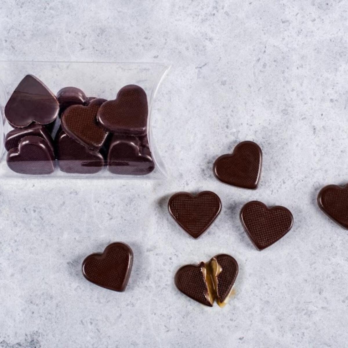 Tube St Valentin, chocolat, coeur - Chocolate png, heart