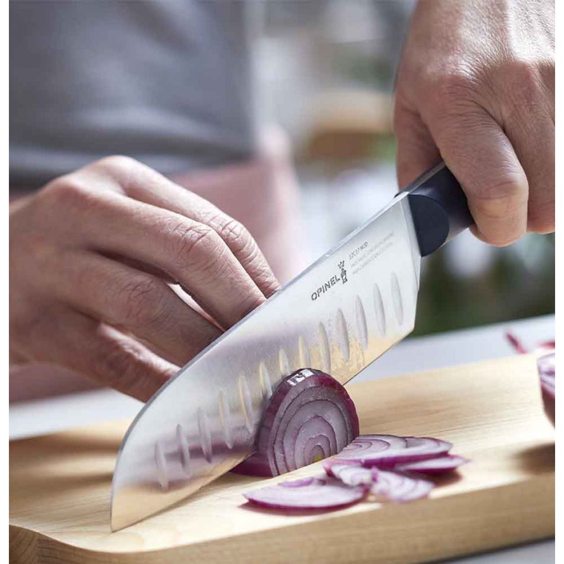 Opinel - N°219 Couteau Santoku Intempora    - Opinel - Couteau de table -  - La Guilde Culinaire